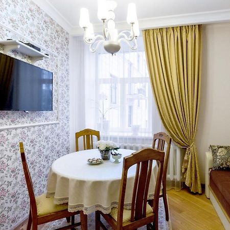 Dzirnavu 92, Free Private Parking Apartment รีกา ภายนอก รูปภาพ